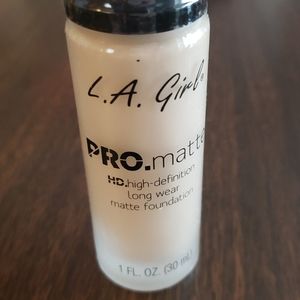 L.A. Girl Pro Matte HD